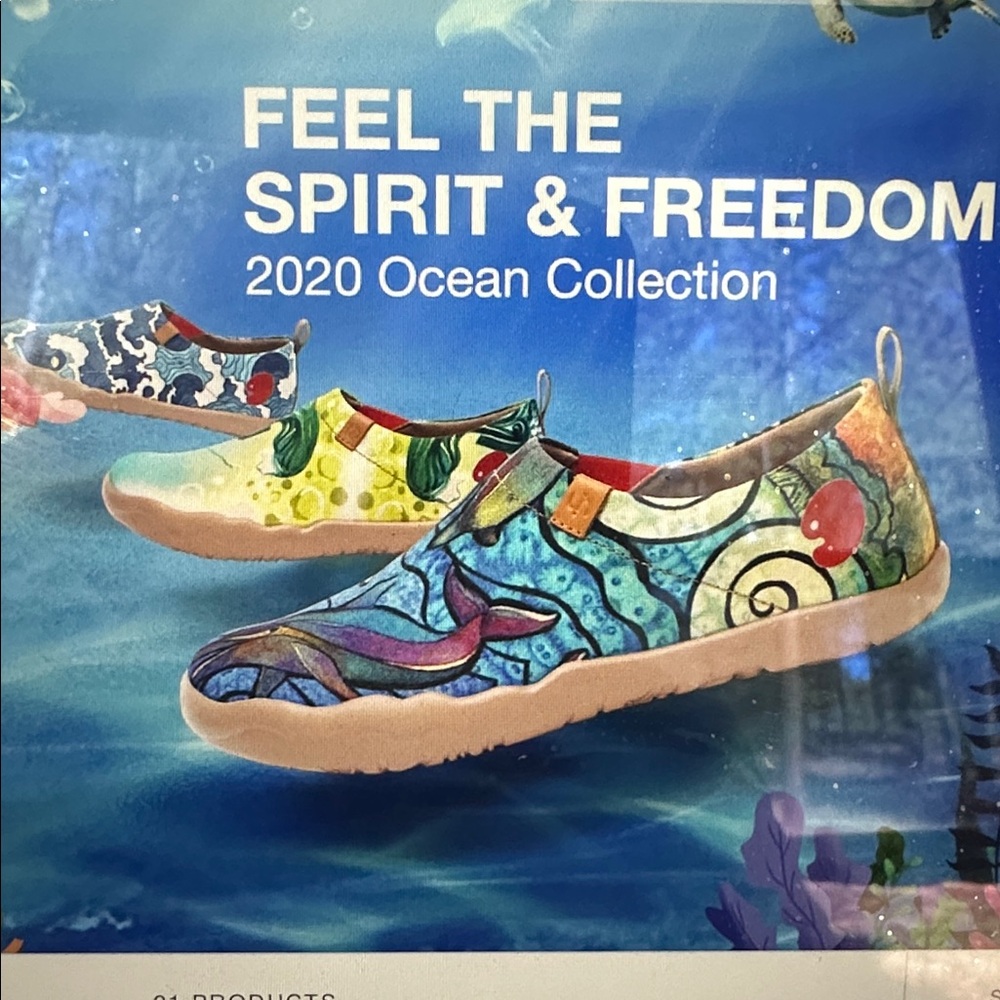 Uin Slip-On Canva Loafer Shoes, women’s size 8 1/2, “Surfing by Sea 2” style - Picture 16 of 17
